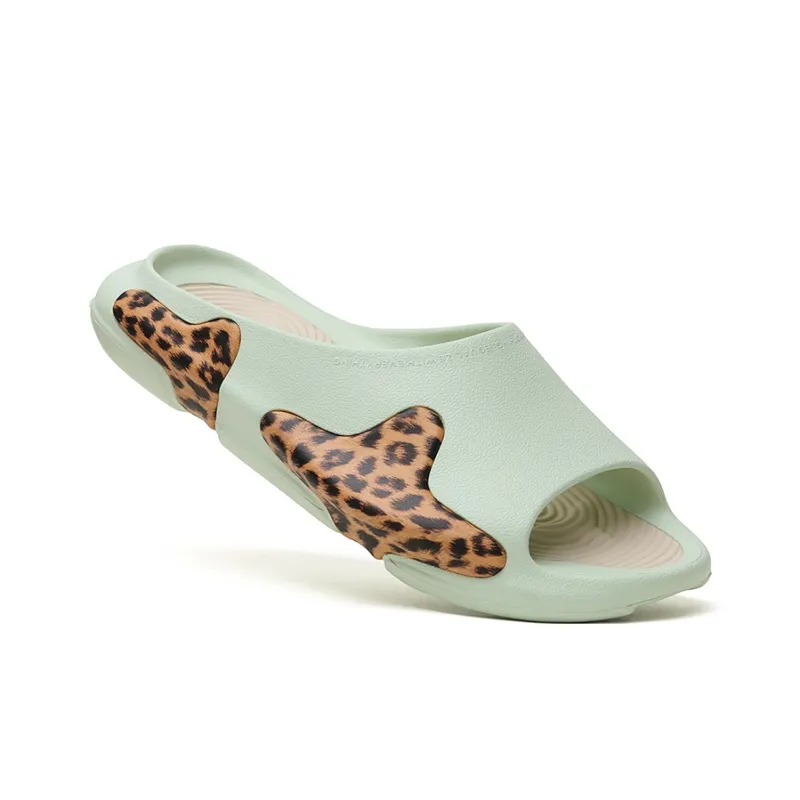 EQLZ EQUALIZER Oasis Shock Absorbers With Slip Resistant Features Slide Slippers Unisex Leopard Print-4