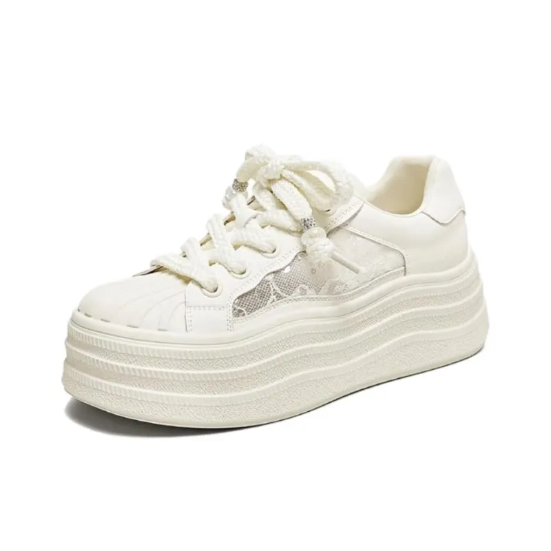 TATA Low Top Skateboard Shoes Women's Ecru-1