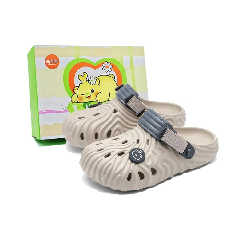 Budding Bear Clogs Women's-5