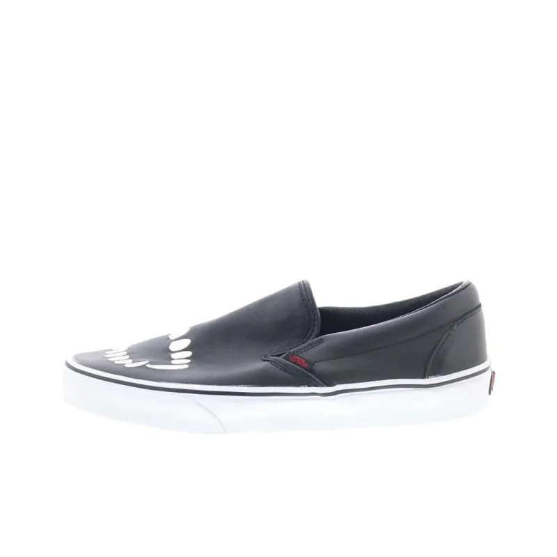 Vans Classic Slip On 'Fangs'-0