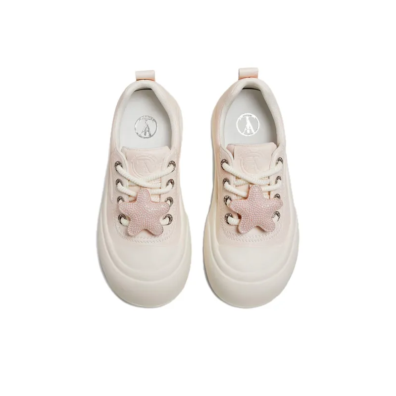 TATA Low Top Skateboard Shoes Women's-6