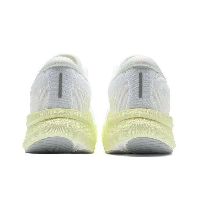 XTEP 2000km PLUS Running Shoes Women's Low Top Classic White-4