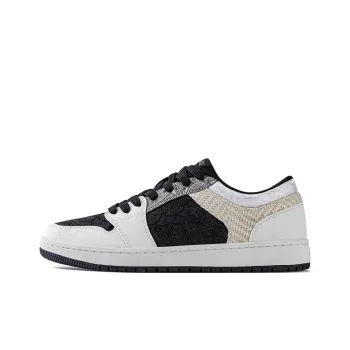 MR.A Country Style Series Breathable Low Top Skateboard Shoes Men's Black White