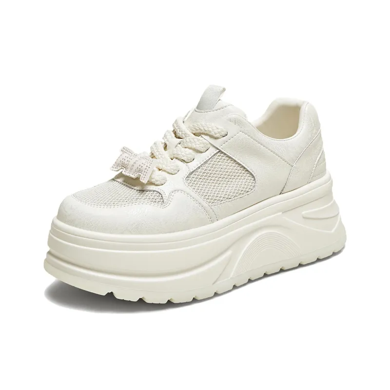 TATA Low Top Skateboard Shoes Women's-5