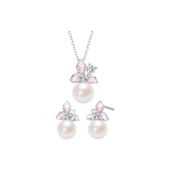Lao Feng Xiang Pearl Necklaces Women's