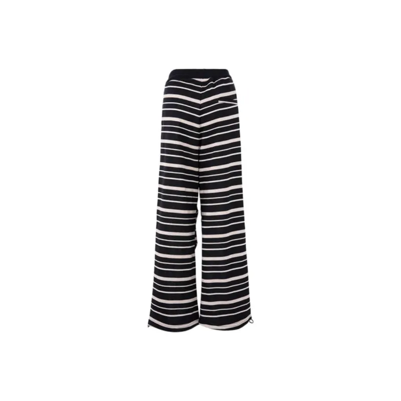 TCH Casual Pants Women's Black Base Gold Logo-1