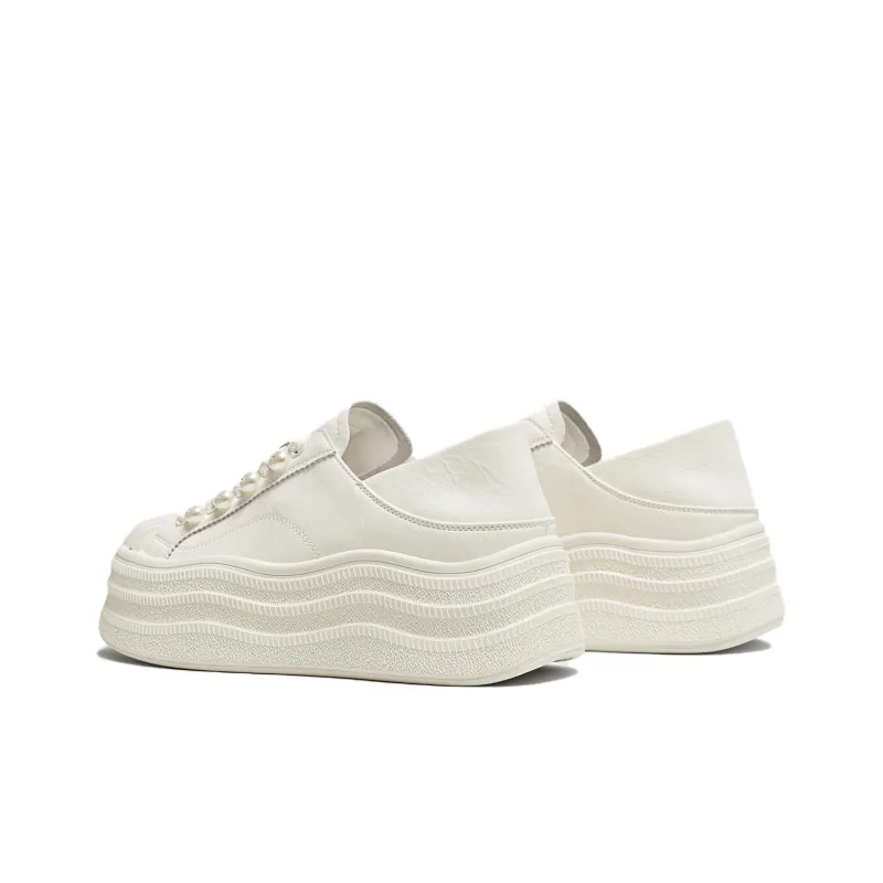 TATA Low Top Skateboard Shoes Women's Ecru-2
