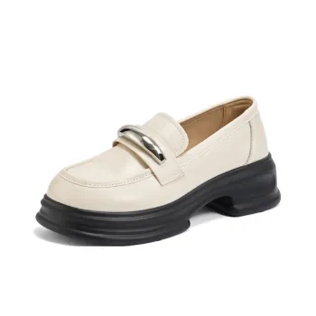 DAPHNE Loafers Women's Ecru