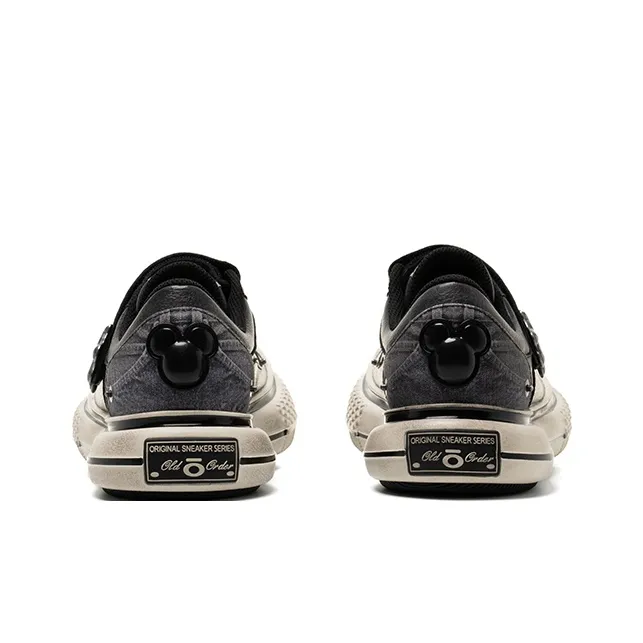 Disney x OLD ORDER Breathable And Lightweight Low Top Canvas Shoes Unisex Black-3
