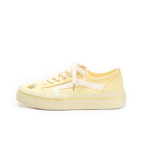 Zun'er Slip Resistant Quick Dry Abrasion Resistant Low Top Skateboard Shoes Women's
