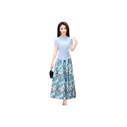 The Temptation Of The Muse Skirt Set Women's