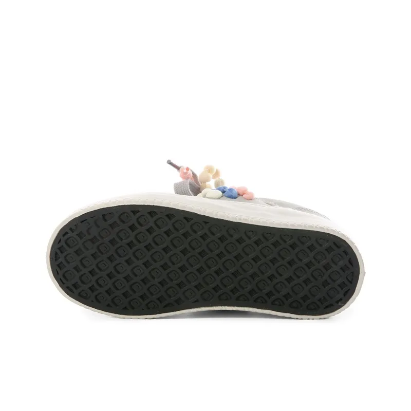 The New Age Family Low Top Skateboard Shoes Women's Gray-4