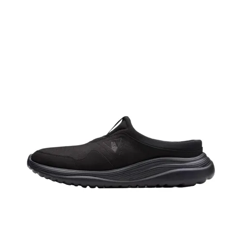 Clarks EVA Abrasion Resistant Closed Toe Slippers Men's Black
