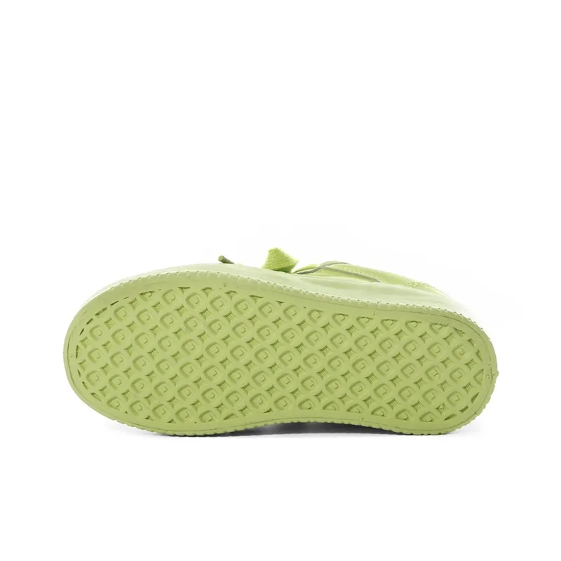 The New Age Family Low Top Skateboard Shoes Women's Neon Green-4