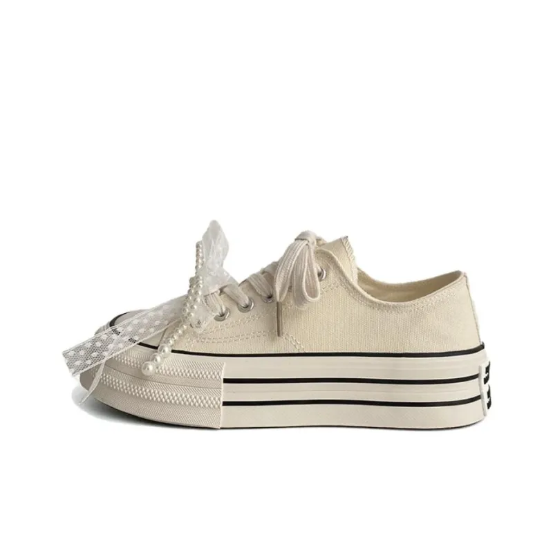 Than Than Me Low Top Skateboard Shoes Women's-8