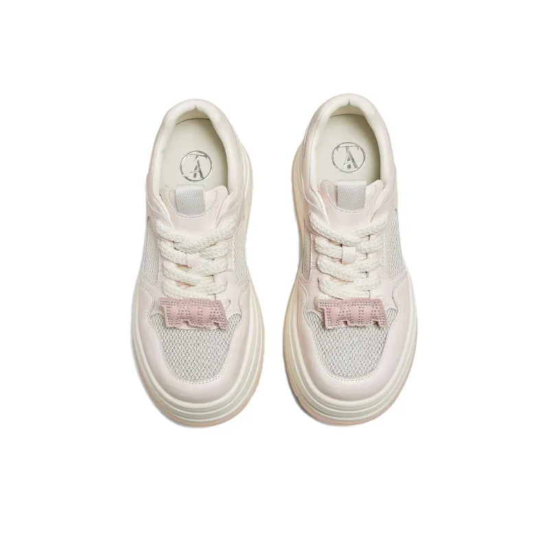 TATA Low Top Skateboard Shoes Women's-2