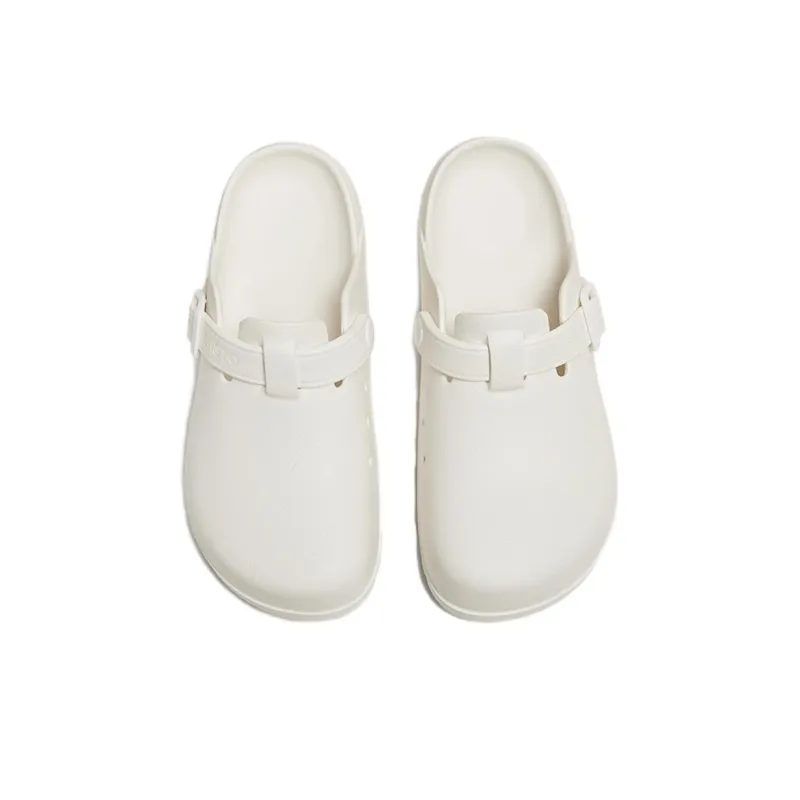 BASTO Quiet Closed Toe Slippers Women's-6