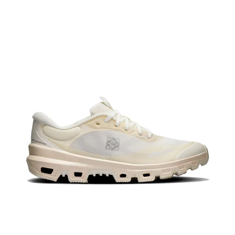 On Running Cloudventure 2 Loewe Eggshell Women's-1