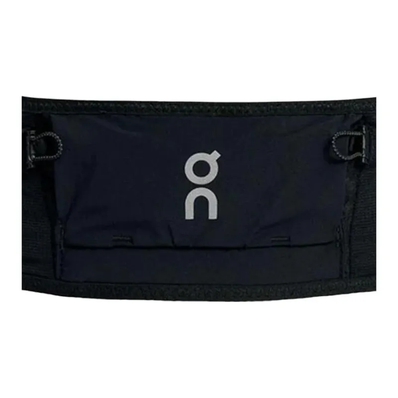 On Ultra Streamlined Fit Fanny Pack Regular Unisex Black-1