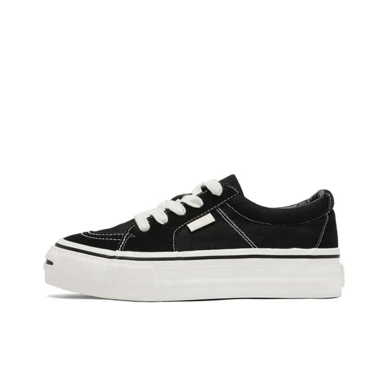 HACKBUTEER Low Top Skateboard Shoes Men's Box Included-1