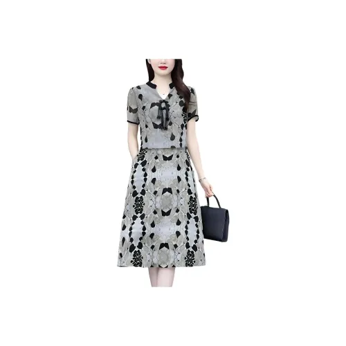Flowers In Water Short Sleeved Dress Women's