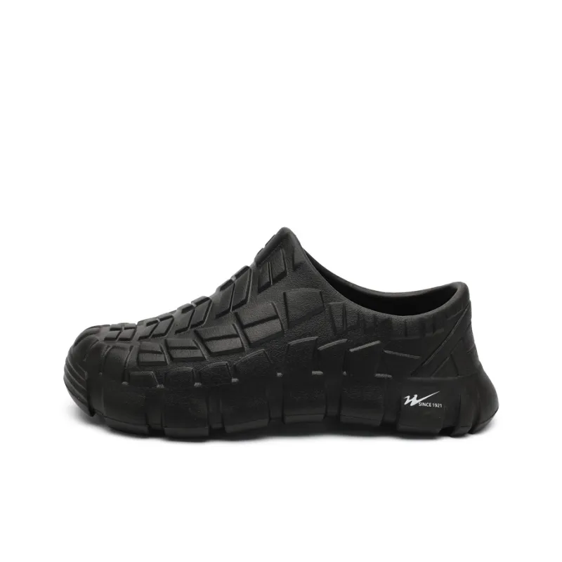 DOUBLE STAR 88 Slip Resistant Coverage Abrasion Resistant Low Top Casual Shoes Men's Black-0