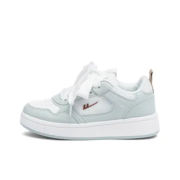 Warrior Slip Resistant, Abrasion Resistant, Lightweight Low Top Skateboard Shoes Women's White Green