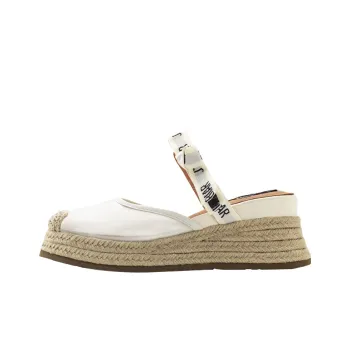 Wonderful couple Closed Toe Slippers Women's