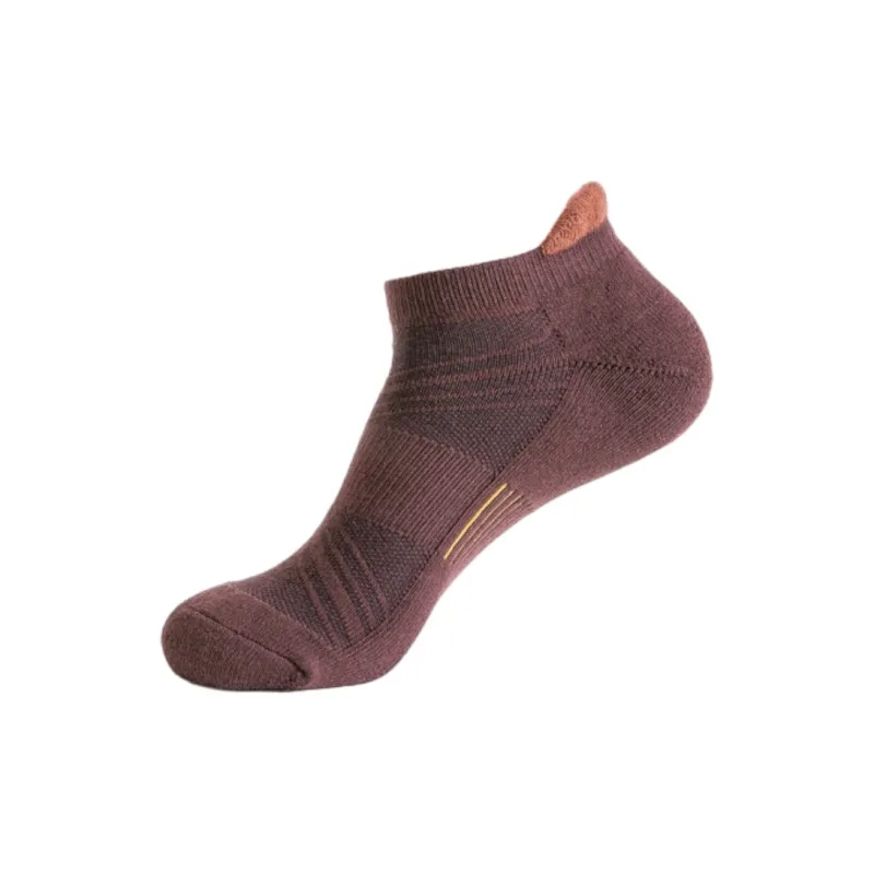 Gentle Welcome Basketball Socks Unisex-4