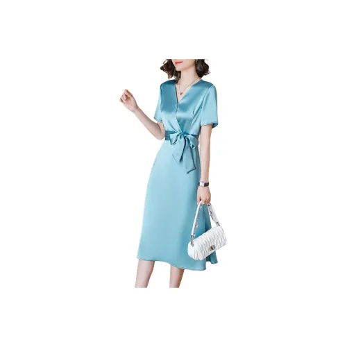 The Temptation Of The Muse Short Sleeved Dress Women's