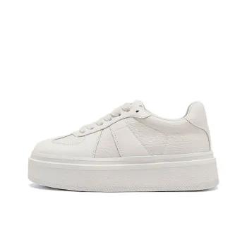 15 MINS Low Top Skateboard Shoes Women's