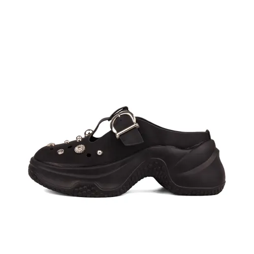 Craftsman gang Clogs Women's