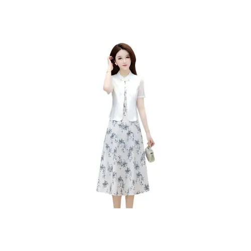 The Temptation Of The Muse Skirt Set Women's