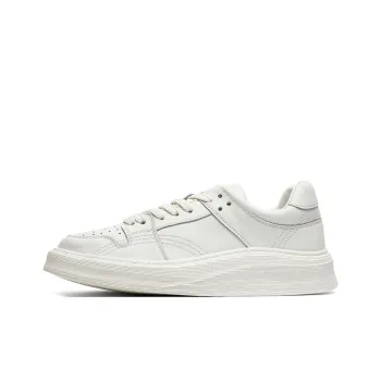 MADALLO Abrasion Resistant Lightweight Height Increasing Low Top Skateboard Shoes Men's White