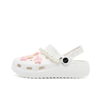 DAPHNE Clogs Women's