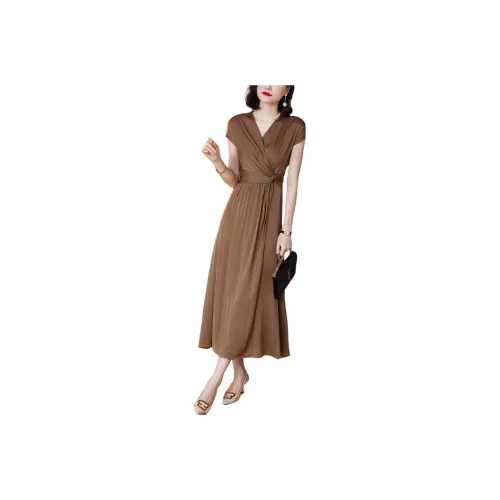 The Temptation Of The Muse Short Sleeved Dress Women's