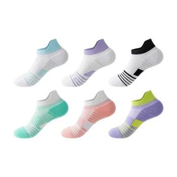 Gentle Welcome Basketball Socks Men's