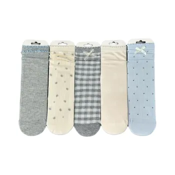 Gentle Welcome Mid Calf Socks Women's