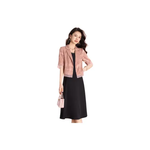 Mylan Two Piece Skirt Sets Women's Pink