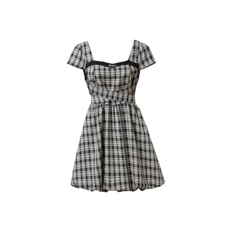 Garbege Short Sleeved Dress Women's Black-0