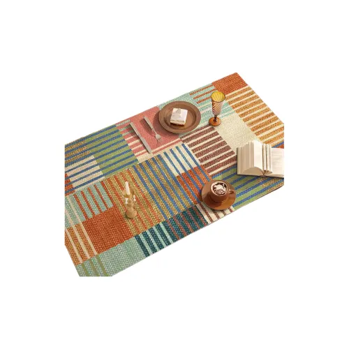 Spinning autumn pie Tablecloths / Table Mats