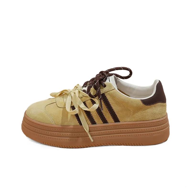 A Poinsettia Princess Skateboard Shoes Women's-7