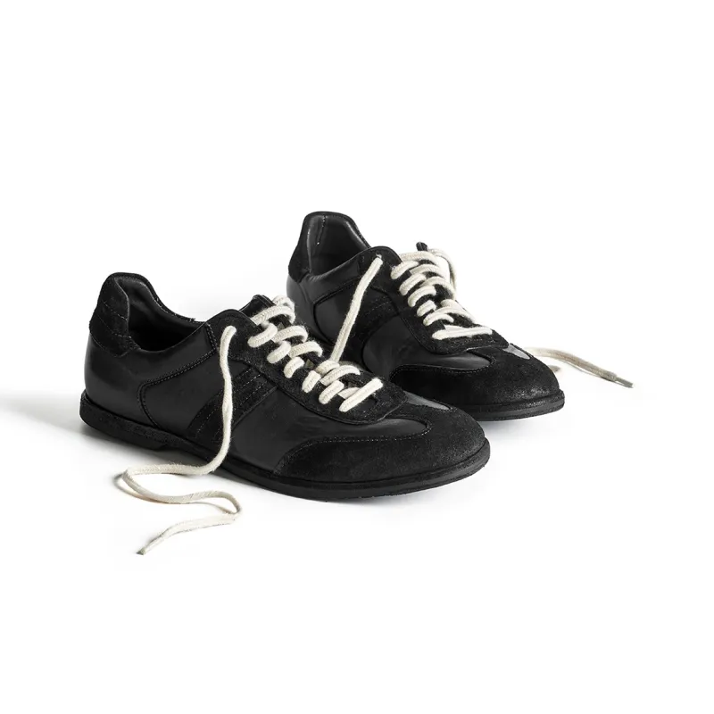 PIPG Slip Resistant Low Top Casual Shoes Men's Black-1