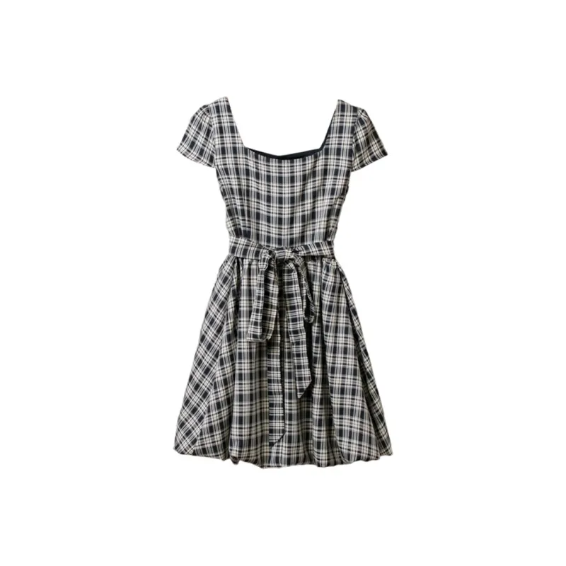Garbege Short Sleeved Dress Women's Black-1