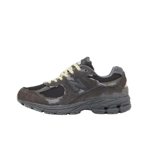New Balance 2002R Magnet Black