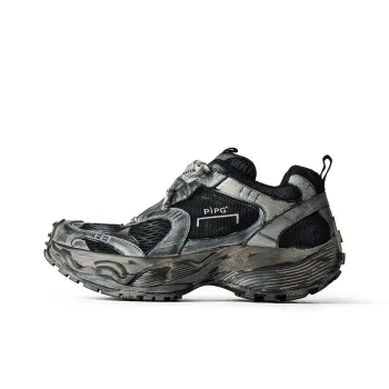 PIPG Low Top Chunky Sneakers Unisex Black