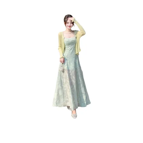 The Temptation Of The Muse Skirt Set Women's
