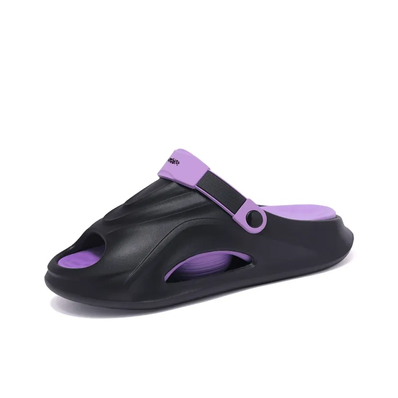 Budding Bear Beach Sandals Men's-1