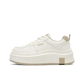 DAPHNE Low Top Skateboard Shoes Women's Apricot