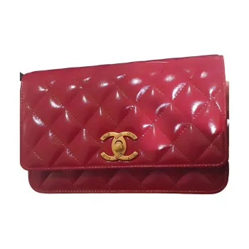 CHANEL Shiny Leather Shoulder Bag, Crossbody Bag Women's Red